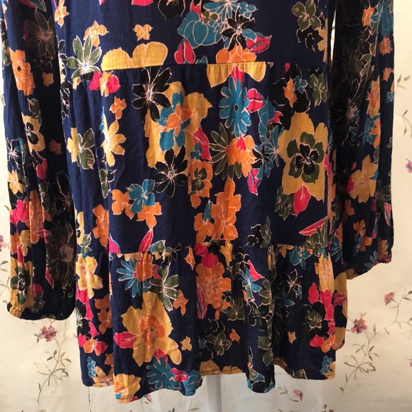 Rachel Zoe Pheasant top - Picture 6 of 7